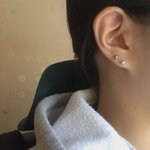 귓볼 <b>위쪽</b> 뚫엇는데 위치 이상함