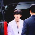 김요한 오늘 <b>개목</b>걸이 했네
