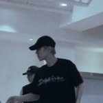 [EXO] <b>슈퍼엠</b> 백현이 직캠보니까 회장님
