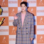 공명 부산<b>국제</b>영화제, 브이라이브 패션 완전 가을 남자네~