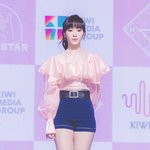 <b>황금</b> 비율 자랑하는 미모의 女돌
