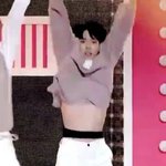 옛날부터 궁금했는데 남자<b>아이</b>돌들 <b>옷</b>안에