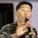 27년<b>동안</b> 늙지 않는 뱀파이어 배우 <b>갑</b>