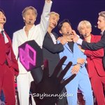 [EXO] 너네 그만 <b>귀여워라</b>