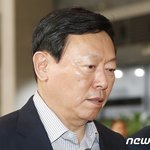 오하이오주 '리마 군용전차공장' 둘러보는 트럼프 (51)