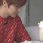 [강다니엘] <b>냠냠</b>