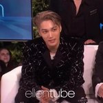 [EXO] 카이는 <b>슈퍼엠</b>도 하고 구찌앰버서더도하는데 세훈은