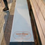 [댓글부탁해] 날이 추워지면서 버스 정류장에 <b>설치</b>되고 있는 의자