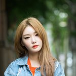 <b>청하</b> 입술필러 아주살짝 한거같음