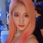 [모두드루와] <b>사나</b> 사진 있는 사람