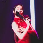 [모두드루와] 오마이걸 <b>지호</b> 이 사진들 감탄하면서 저장함;