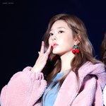 <b>민주</b> 한입만 잘할듯ㅋㅋㅋㅋㅋㅋㅋㅋㅋ