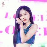 오밀조밀한 <b>눈코</b>입 걸그룹 멤버