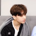 [NCT] 지성이 오늘머리에 라이더<b>자켓</b> 찰떡일거같지않아...?
