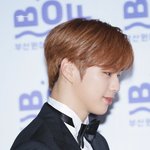 [강다니엘] 헐 <b>턱시도</b> 고화질