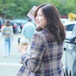 <b>대낮</b>에도 반짝거리는 여돌