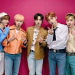 데뷔 8년차 아이돌의 당황스러운 <b>컨셉</b>