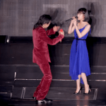 [모두드루와] 보는 사람이 부끄러운 아이돌.<b>gif</b>