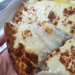 맥주<b>안주</b>로 이만한게 없어요~ 치즈피자 강추