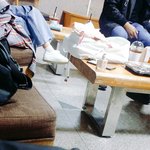 대합실에서 이래도 되나요?