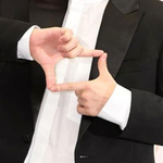 아이<b>돌</b>들의 시그니처 포즈