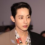 <b>이수혁</b> 어제사진인데 똑같은데?