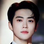 [댓글부탁해] 오늘 모 남돌 포마드 수트ㄷㄷㄷㄷㄷㄷ