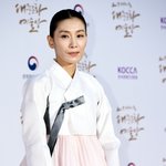 [드루와] <b>한복</b>입고 등장한 배우
