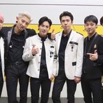 [EXO] <b>이</b>사진 뱃지?ㄷ같은걸 <b>잘</b>봐봐 스포인듯