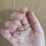[댓글부탁해] 나 머리카락 많이 빠지는거야...?