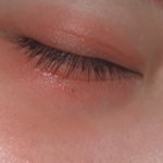 안쓰는 연한 틴트 <b>섀도우</b>로 발랐는데