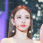 <b>나연</b> 이사진 언제야?