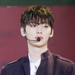 [모두드루와] 나 황민현 이사진 <b>아련</b>해