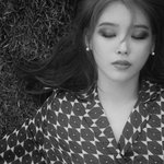 아이유 티저 봤냐