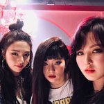 [댓글부탁해] <b>나</b>만 화장할때 블러셔<b>안</b>하냐..