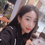 둘중에 누가 더 <b>노안</b>이냐?