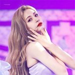매번 인생 사진 찍는 <b>여</b><b>돌</b>