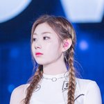 <b>채령</b> 이거 너무 이쁘다