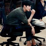 사복 깔끔하게 입는 듯한 하루