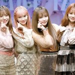 주작즈원은 장원영과 <b>무수리들</b>이지