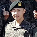 [모두드루와] 군대간 인싸들의 흔한 광경(<b>feat</b>.인피니트)