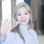 '<b>순딩</b>'한 눈매로 팬 사로잡는 아이돌