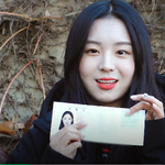[연예인] 아리아즈 <b>주은</b> 수능 등교 참 참 예쁘죠