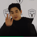 [이것좀봐줘] <b>헨리</b> 오늘 행사 현장 완전 간지