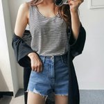 [ㅈㄱㄴ] 이런 민소매 <b>안</b>에다가는 뭐 입어야<b>함</b>?