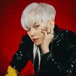 [EXO] 엑스 백현인 <b>오드</b>아이도 아니고 상처도 없네