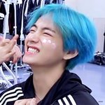 [방탄소년단] 머글인데 <b>뷔님</b> 이렇게웃는짤 더줄수있는사람ㅠㅠ