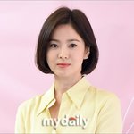 송혜교, <b>LA</b> 안창호 하우스에 안내서 1만부 기증 “아름다운 배우”...