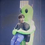 외계인에게 들튀당하는 황민현