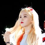 <b>루키</b> 금발 예리